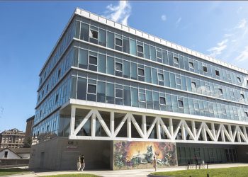 El Gobierno crea la Comisión de Coordinación Sociosanitaria para mejorar la atención de las personas en situación de dependencia, vulnerabilidad social o con patologías crónicas