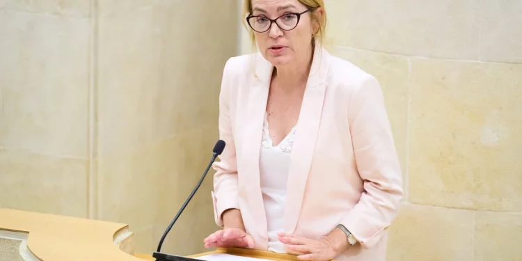 La recién destituida como consejera Eva Guillermina es nombrada directora general de Cultura