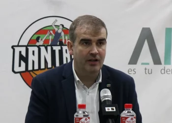 Mangas: «Queremos seguir creciendo, pero será una lucha dura»