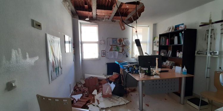 CCOO exige garantías de seguridad en el centro de salud de Reinosa tras hundirse el lunes el techo de una consulta