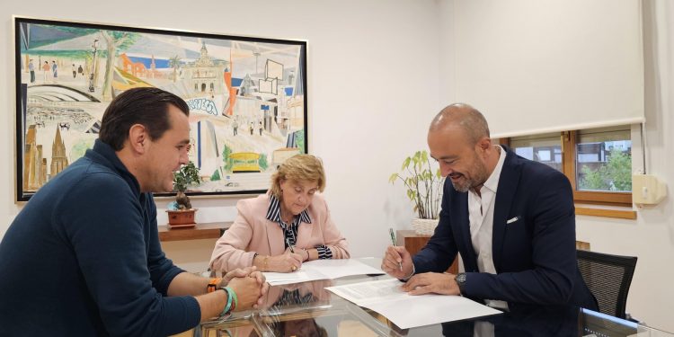 Firmado el convenio de colaboración entre el Ayuntamiento y AMAT para desarrollar proyectos de Intervención y Prevención en Conductas Adictivas en 2024