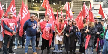 UGT y CCOO de Cantabria advierten a CEOE que la reducción de la jornada laboral por ley es necesaria y será una realidad