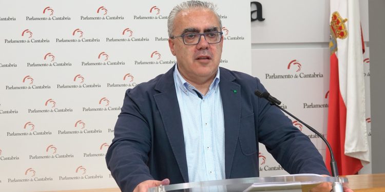 El PRC cree que Buruaga «debió ir más allá» en su crisis de Gobierno e introducir cambios en Sanidad e Industria