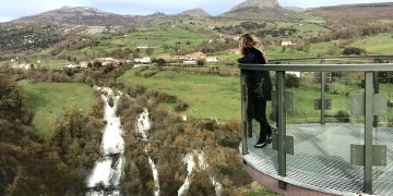 Turismo licita la construcción de una tirolina sobre el río Gándara en Soba
