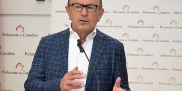 López Marcano advierte al Gobierno que si «sigue sin hacer nada» el Seve Ballesteros «volverá a ser un aeropuerto de tercera»