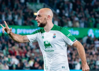 Un Racing imparable vence al Córdoba