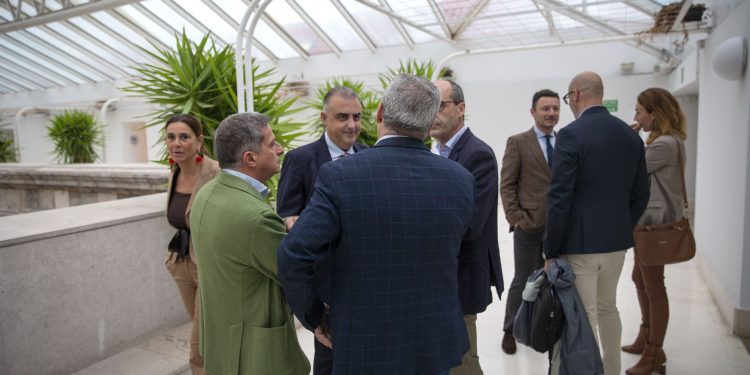 Media defiende que el PSIR del Palacio Gómez del Corro impulsará el desarrollo económico y social de Cantabria y contribuirá al turismo de excelencia