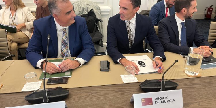 Media asegura que Cantabria «no es una comunidad insumisa» y pide al Ministerio más inversión en vivienda pública