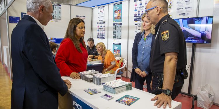 La I Feria de Mayores se cierra con un balance «muy positivo» con la asistencia de unas 5.500 personas