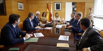 Gobierno de Cantabria, Ayuntamiento de Santander y Autoridad Portuaria analizan con Brittany Ferries los resultados de la terminal y buscan nuevos proyectos de colaboración