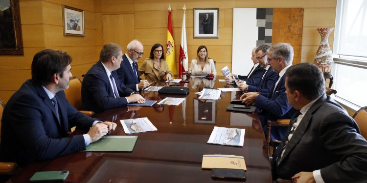 Gobierno de Cantabria, Ayuntamiento de Santander y Autoridad Portuaria analizan con Brittany Ferries los resultados de la terminal y buscan nuevos proyectos de colaboración