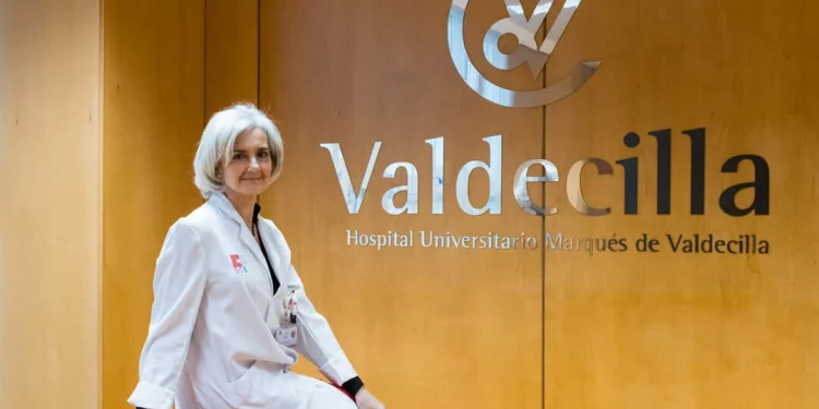 Dimite la gerente de Valdecilla