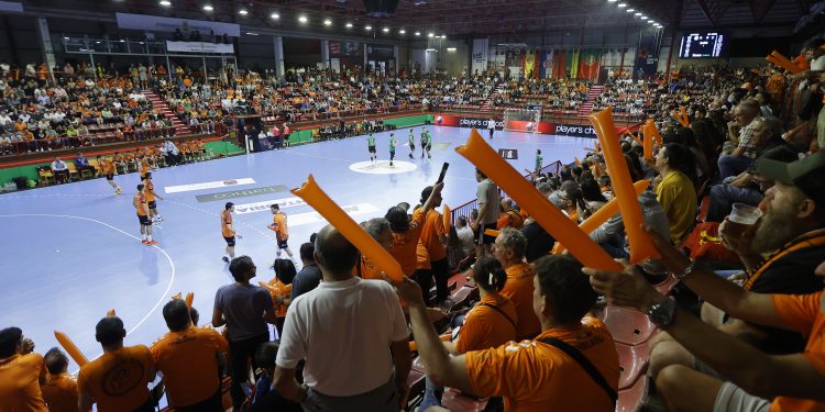 El BM Torrelavega convoca Junta General Extraordinaria para el 11 de diciembre