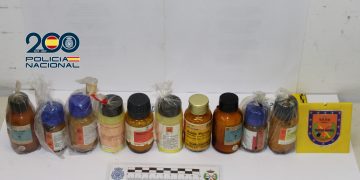La Policía Nacional retira ácido pícrico de seis centros educativos, una sustancia potencialmente peligrosa
