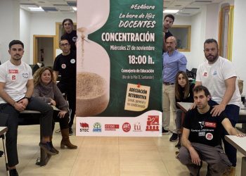 El Gobierno de Cantabria pide el desalojo forzoso de los docentes encerrados en Peña Herbosa