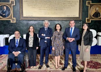 Valdecilla gana el Premio Best In Class como Mejor Hospital de Alta Complejidad