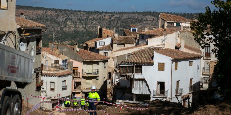 Hallan restos humanos en Letur, Albacete, mientras continúa la búsqueda de cuatro desaparecidos tras la riada