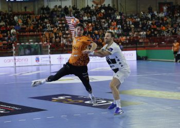 Bathco BM Torrelavega se despide hoy de Europa ante el Nexe