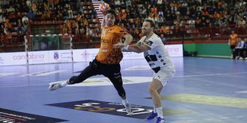 Bathco BM Torrelavega se despide hoy de Europa ante el Nexe