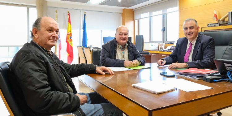 Fomento reparará los 6 kilómetros de la carretera Astillero- Selaya que van de Vega de Villafufre a Villacarriedo