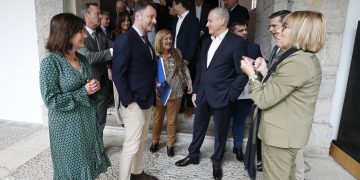 Arasti destaca la apuesta del Gobierno por atraer inversión y talento para convertir a Cantabria en «la tierra de las oportunidades»