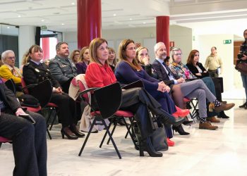 Buruaga anuncia un nuevo servicio de atención permanente a víctimas de violencia sexual antes de que acabe el año