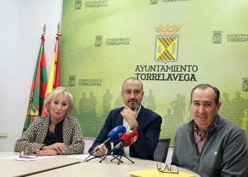 Torrelavega saca a licitación el servicio de transporte urbano y escolar que incluirá el ‘transporte a demanda’