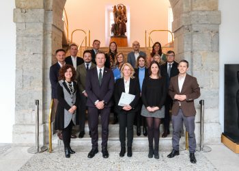 María Jesús Susinos defiende que su presupuesto garantiza el relevo generacional y la estabilidad en el sector primario