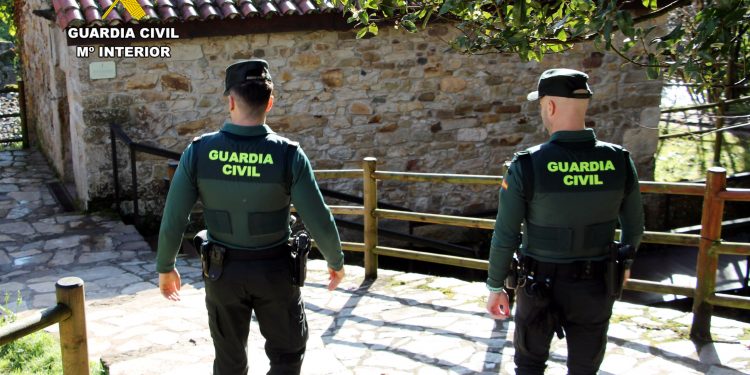 Tres detenidos en Cantabria por el robo de casi 2.000 metros de cable telefónico
