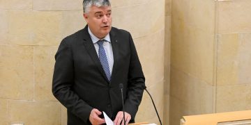 El Parlamento de Cantabria decide este viernes los presupuestos y medidas fiscales para 2025