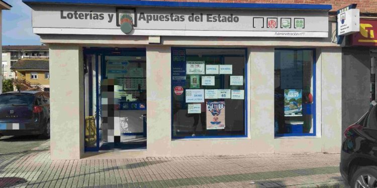 El 74.778 deja premios en Cabezón de la Sal, Renedo de Piélagos, Los Corrales de Buelna y San Román