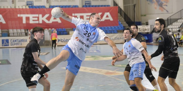 El Blendio Sinfín Santander, listo para mantener el liderato en el duelo contra Antequera