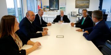Industria concede ayudas a 10 empresas familiares para apoyar su relevo generacional