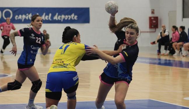 El Uneatlantico Pereda cae ante el Lobas Global Atac Oviedo en un partido marcado por la intensidad