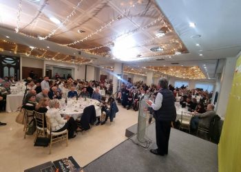 Revilla anuncia su retirada a la Presidencia de Cantabria y deja el futuro en manos del PRC