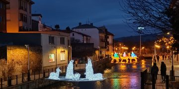 Reinosa enciende la Navidad con un espectacular alumbrado