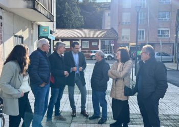 Pablo Zuloaga denuncia el abandono del consultorio médico de Val de San Vicente por parte del Gobierno del PP