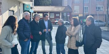 Pablo Zuloaga denuncia el abandono del consultorio médico de Val de San Vicente por parte del Gobierno del PP