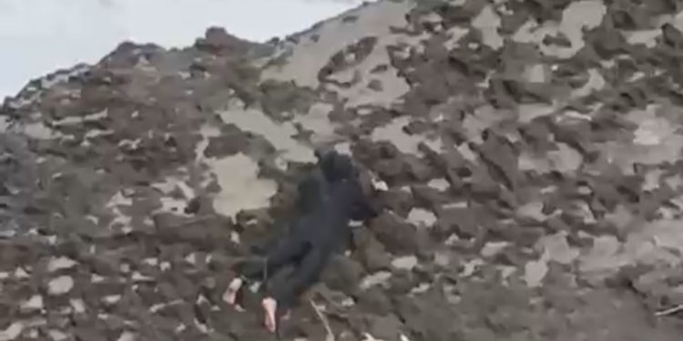 Cantabria analizará si el rescate de un surfista en Punta Ballota fue imprudente y podría imponer un cobro