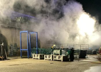 Incendio en las bodegas del Puerto de San Vicente de la Barquera