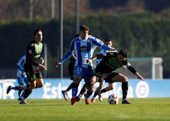 El Deportivo Fabril se impone 3-0 al CD Laredo en Abegondo