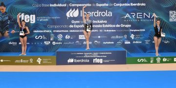 La gimnasta Martina Saiz, del EDM Torrelavega, brilla en Pamplona con el bronce en la Copa Base Individual