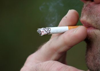 Cantabria reduce el consumo de tabaco y alcohol, pero crece el uso de cannabis y psicofármacos