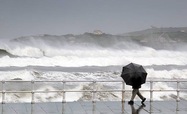 Cantabria en aviso amarillo este jueves por viento y oleaje
