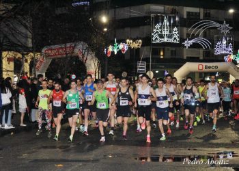 Marco Gómez y Verónica Tabares se imponen en la XXII Carrera de Navidad de Laredo