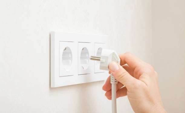 El precio de la electricidad se dispara un 36,7% en Navidad, alcanzando los 100,94 euros/MWh