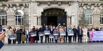 Santander guarda un minuto de silencio por las víctimas de la violencia de género en diciembre