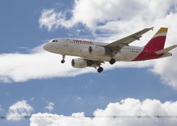 Iberia refuerza la conectividad aérea con Cantabria con nuevos vuelos