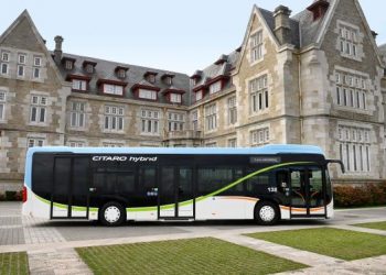 Santander impulsa la sostenibilidad con la adquisición de siete nuevos autobuses híbridos para el TUS