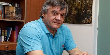 El Ateneo de Santander rinde homenaje a Chema Puente con un acto especial